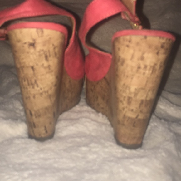 Coral sling back peep toe platform sandal - Picture 4 of 4